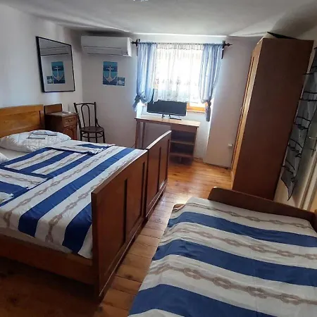 House Arija *